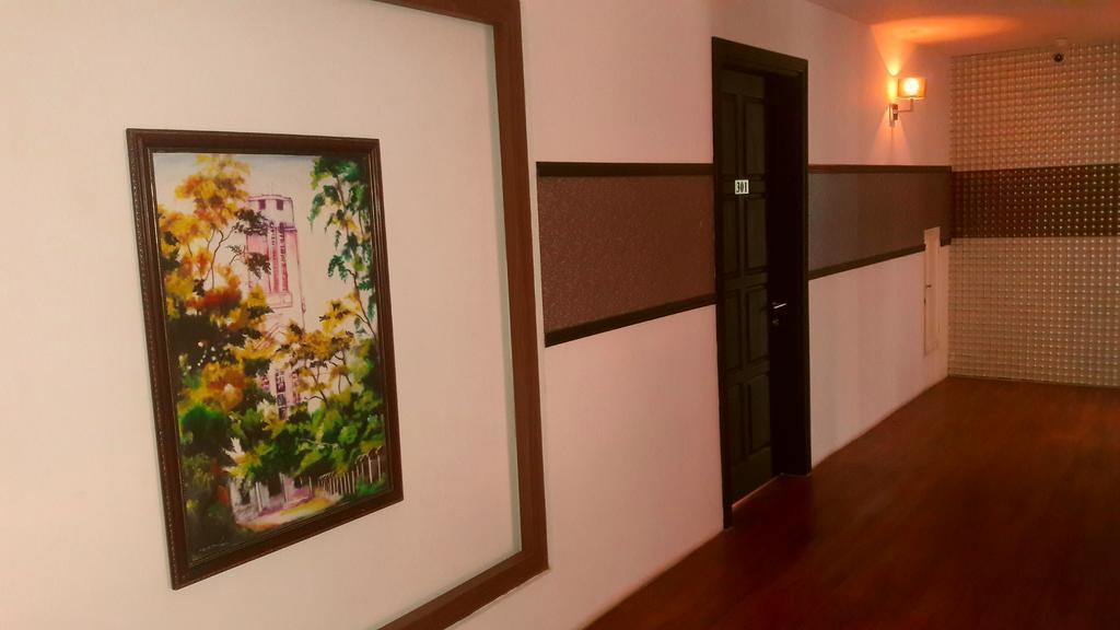 Royal Crown Hotel Yangon Eksteriør bilde