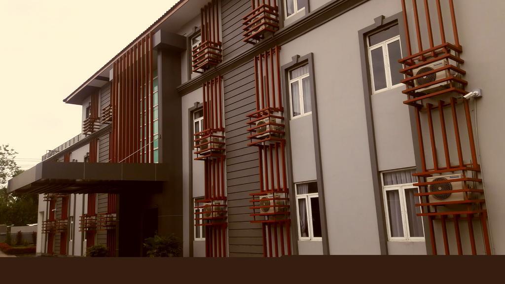 Royal Crown Hotel Yangon Eksteriør bilde